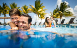 BlueBay Grand Esmeralda