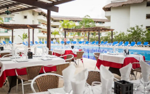 BlueBay Grand Esmeralda