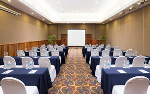 BlueBay Grand Esmeralda