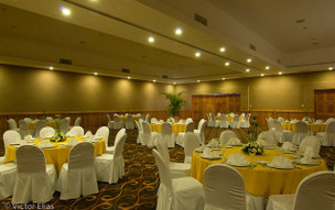 BlueBay Grand Esmeralda