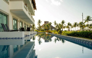 BlueBay Grand Esmeralda