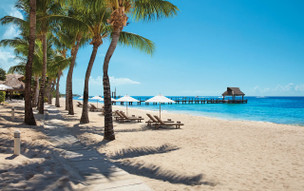 Secrets Aura Cozumel