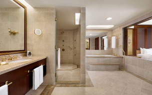 Al Husn Hotel Muscat