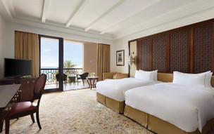 Shangri-la Barr Al Husn beach2