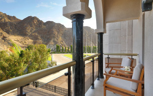 Al Bustan Palace, A Ritz Carlton Hotel