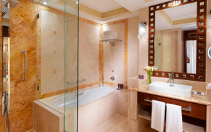 Al Bustan Palace, A Ritz Carlton Hotel