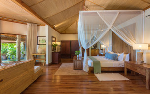 Denis Private Island