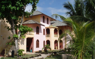 Castello Beach Hotel