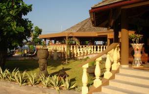 Castello Beach Hotel