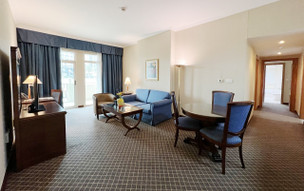 Swissôtel Al Murooj Dubai