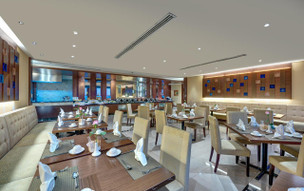 Emirates Grand Hotel FaB (2)