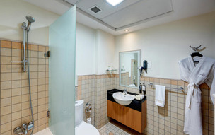 Emirates Grand Hotel r2-2bedroom s (6)