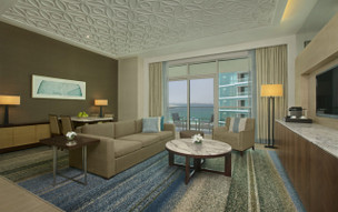 Double Tree by Hilton Dubai - Jumeirah Beach