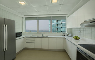 Double Tree by Hilton Dubai - Jumeirah Beach