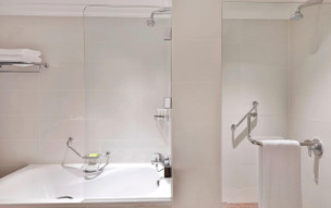 Le Méridien Mina Seyahi Beach Resort & Waterpark