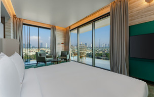 Hyatt Centric Jumeirah Dubai