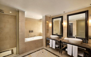 Sheraton Sharjah Beach Resort & Spa