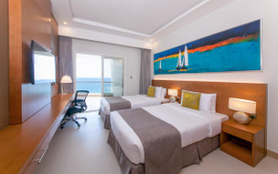 Ramada by Wyndham 4 (5)