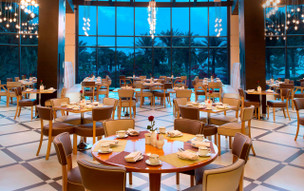 Le Méridien Al Aqah Beach Resort