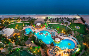 Le Méridien Al Aqah Beach Resort