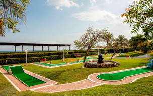 Le Méridien Al Aqah Beach Resort