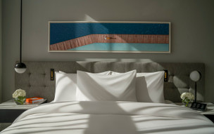 Th8 Palm Dubai Beach Resort Vignette Collection