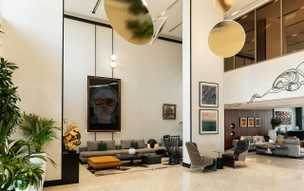 Th8 Palm Dubai Beach Resort Vignette Collection