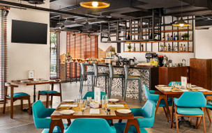 Th8 Palm Dubai Beach Resort Vignette Collection