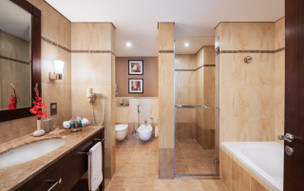 Khalidiya Palace Rayhaan by Rotana