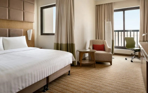 Traders Qaryat Al Beri, Abu Dhabi