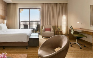 Traders Qaryat Al Beri, Abu Dhabi