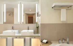 Traders Qaryat Al Beri, Abu Dhabi