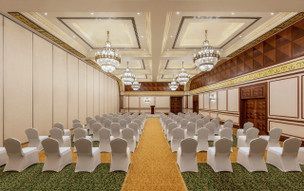 Al Raha Beach Hotel Resort & Spa