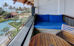 Hikka Tranz by Cinnamon