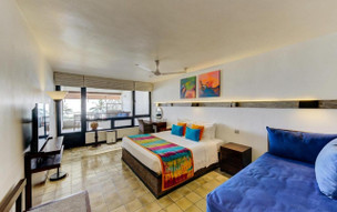 Hikka Tranz by Cinnamon