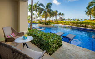 Hyatt Ziva Rose Hall