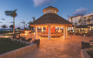 Hyatt Ziva Rose Hall