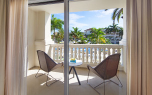 Hyatt Ziva Rose Hall