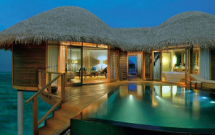 Constance Halaveli Resort