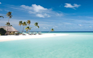 Constance Halaveli Resort