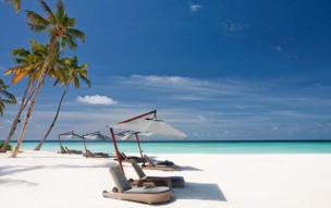 Constance Halaveli Resort