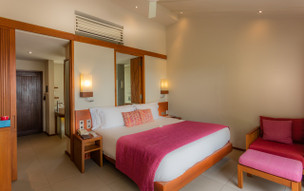 Centara Ras Fushi Resort and Spa
