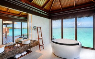 Sheraton Maldives Full Moon Resort and Spa