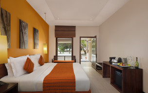 Adaaran Select Hudhuranfushi