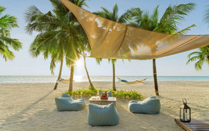 One and Only Reethi Rah