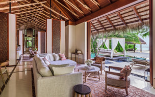 One and Only Reethi Rah