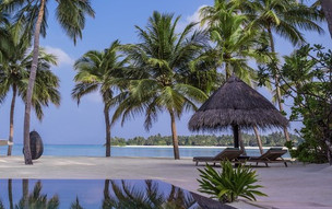 One and Only Reethi Rah