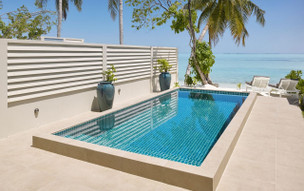 Villa Park Sun Island