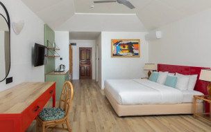 Villa Park Sun Island