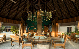 Constance Moofushi Resort